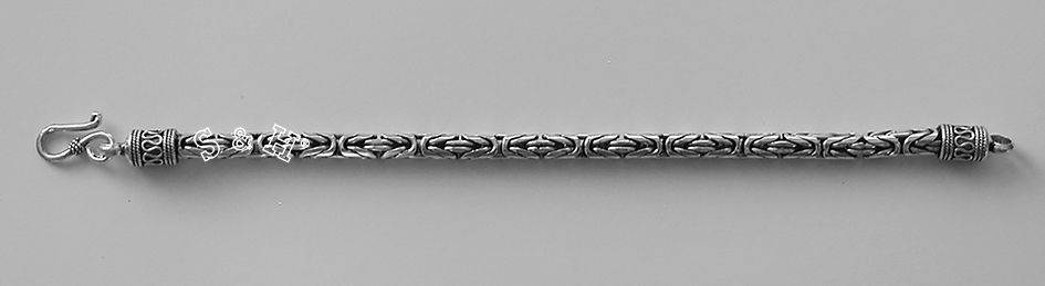Stříbrný náhrdelník